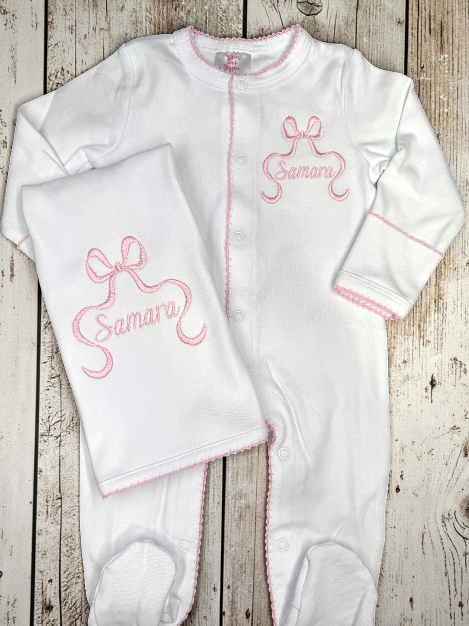 Personalized Baby Girl Gift Set | Embroidered Pink Bow Footie, Bib, Burp Cloth & Blanket | Monogram Newborn Gift